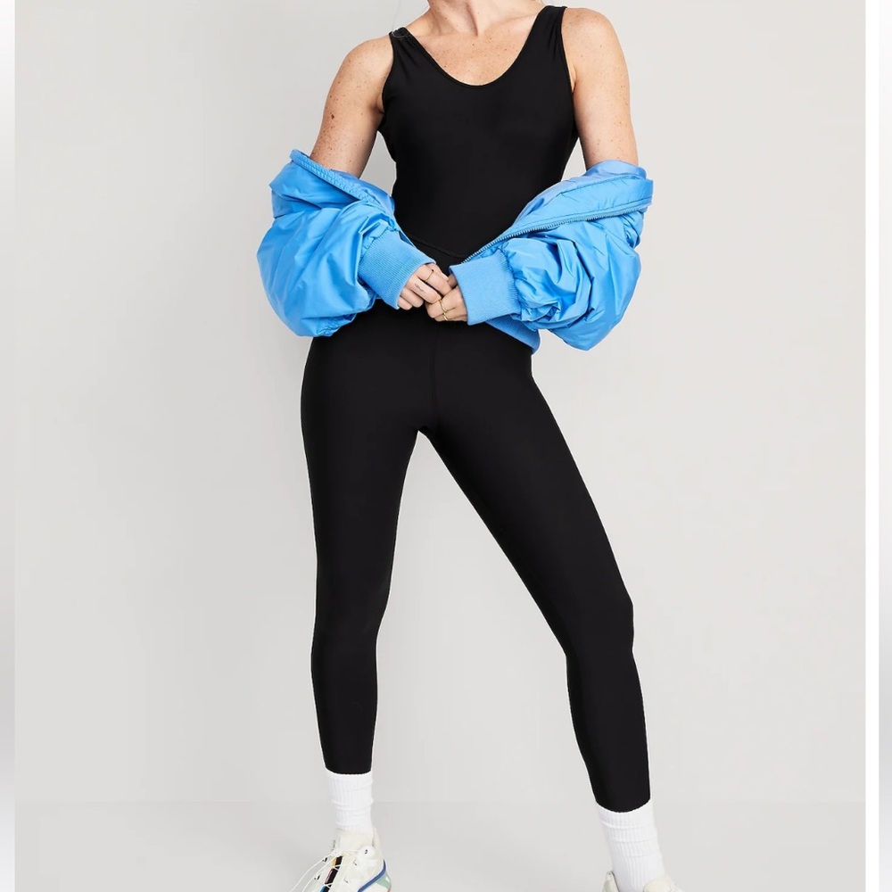 Old Navy Sleeveless PowerSoft 7/8 Bodysuit for Women